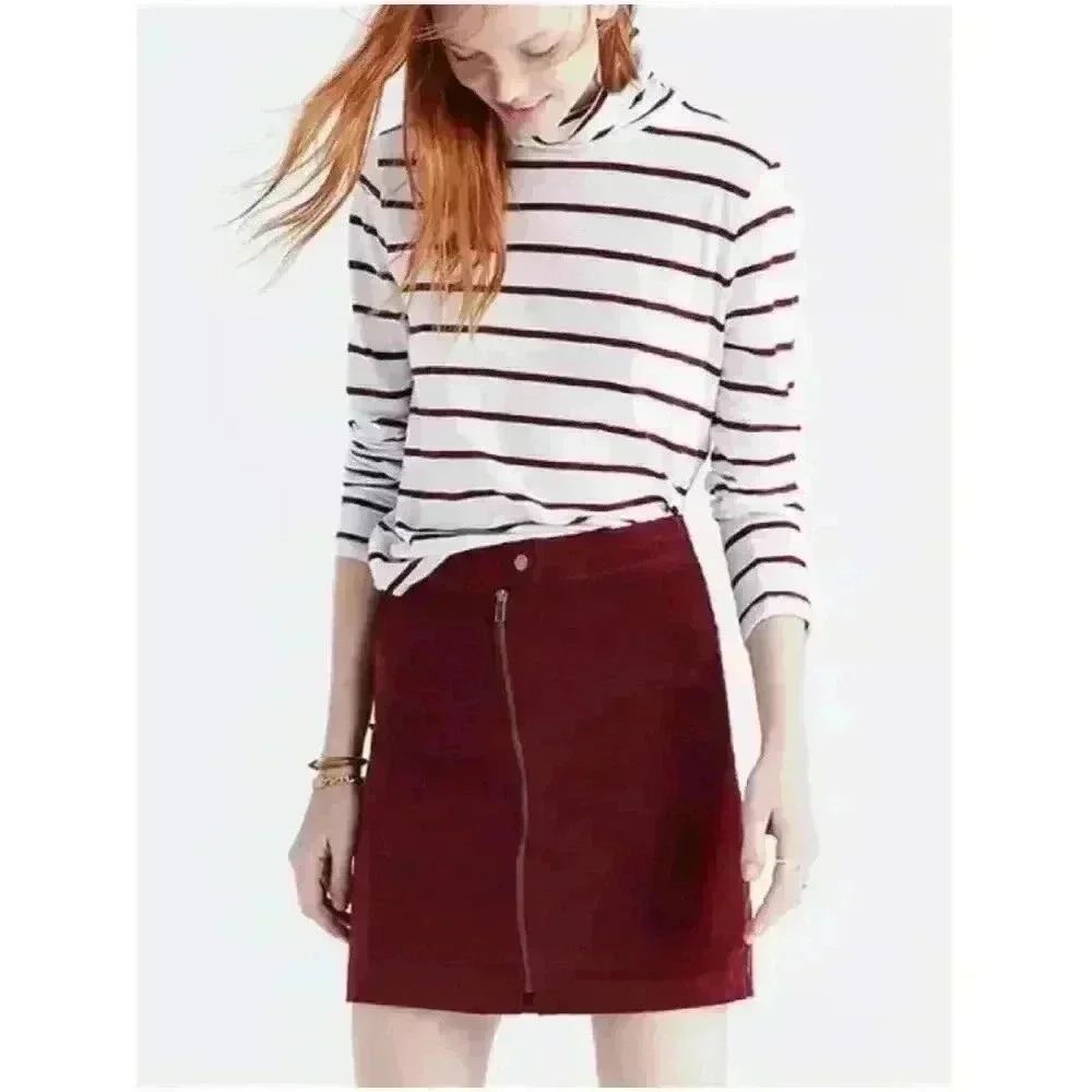 Madewell Cabernet Velvet Skirt Zip | Cranberry | SZ 2